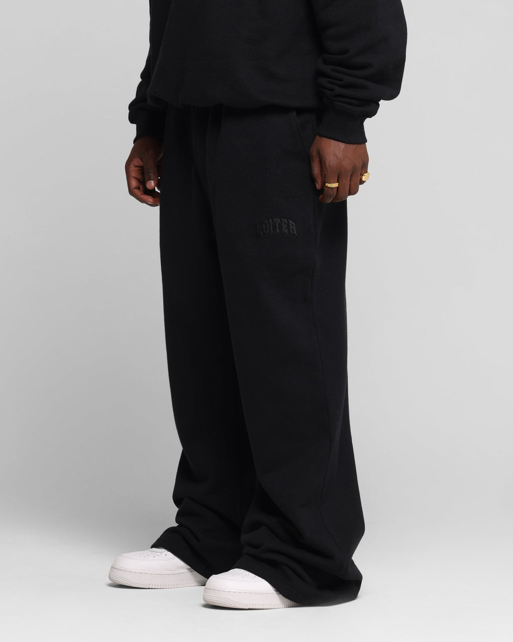 Loiter Arch Premium Sweatpants Black