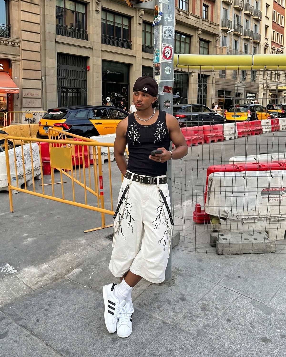 LIGHTNING Series | Camiseta sin mangas de canalé de estilo urbano