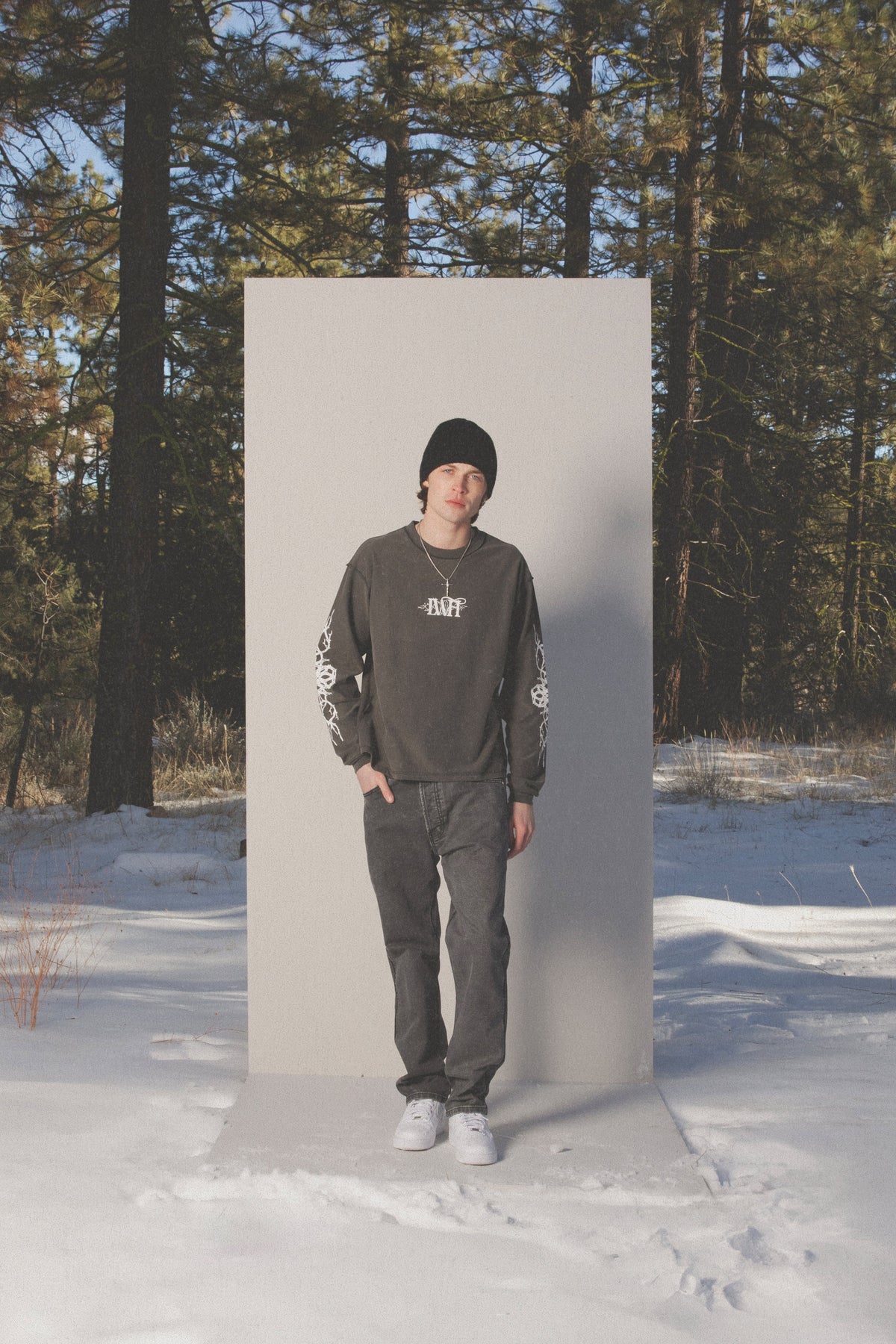 LWH Thorn Logo L/S Tee - Vintage Black