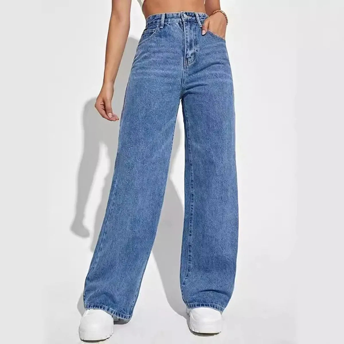 High-Waist Jeans